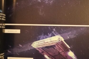 Una tavola del fumetto delle “Cronache Perdute" dove si vede una astronave nello spazio.