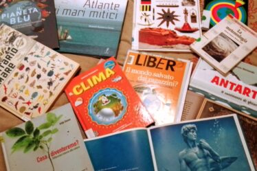 Le copertine di libri, giornali ed albi illustrati che parlano di ambiente e clima